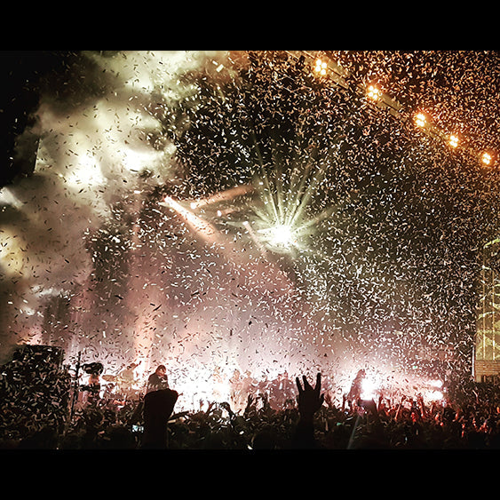 CO2 Confetti Blower Hire -Photo Credit Adam Robinson