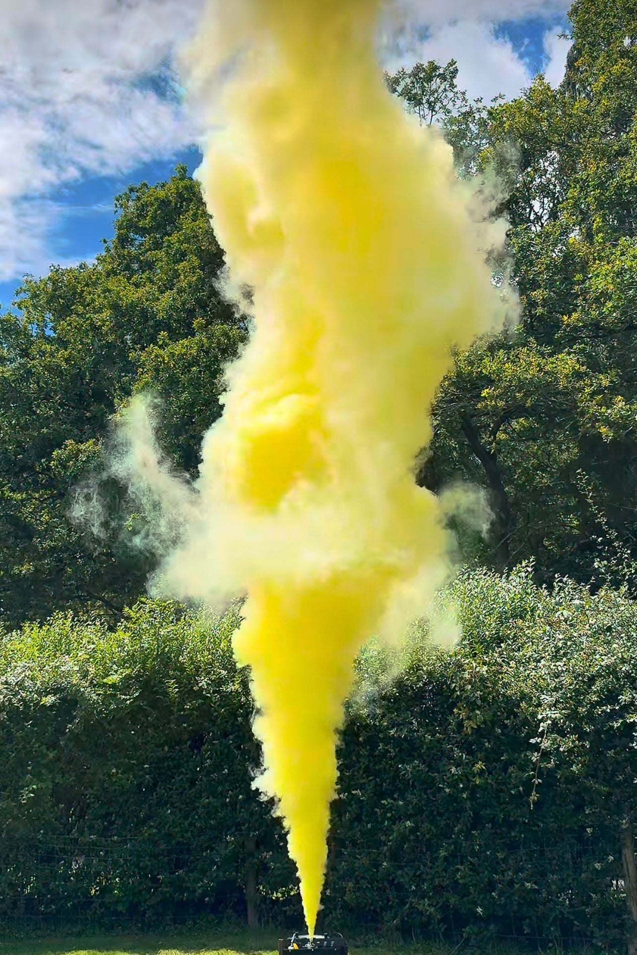 Coloured Vertical Fog Machine